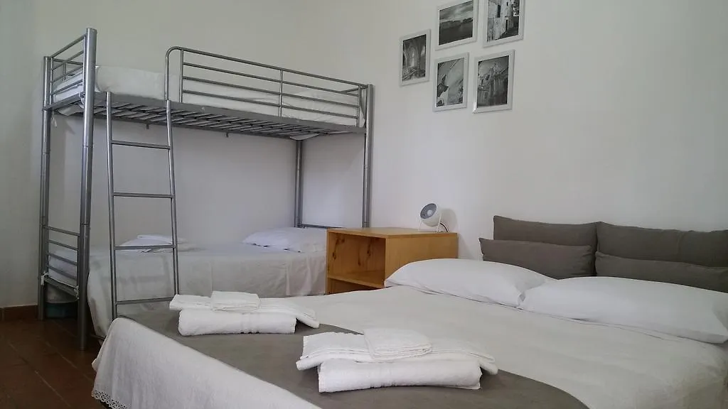 Le Cabanon Guest House Floridia Country house